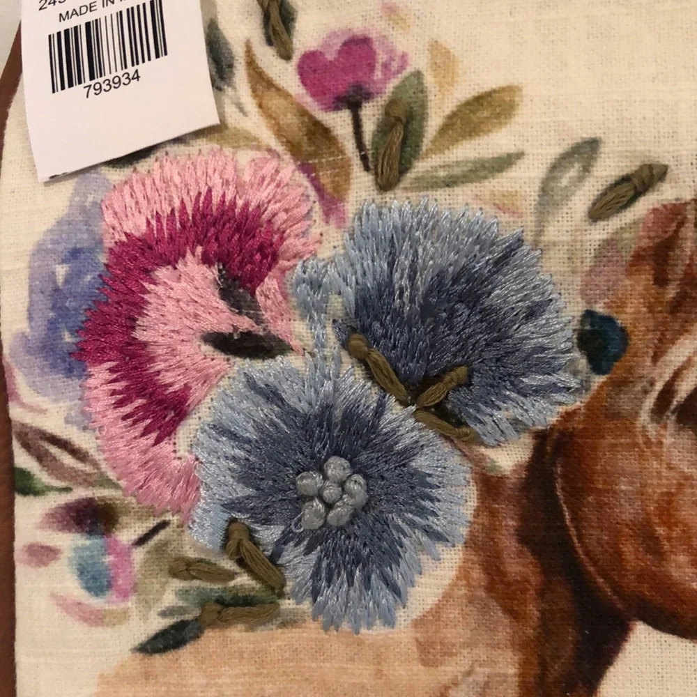 Horse and Floral Printed/Embroidered Fabric Wristlet/Clutch/Pouch NWT - Picture 5 of 6